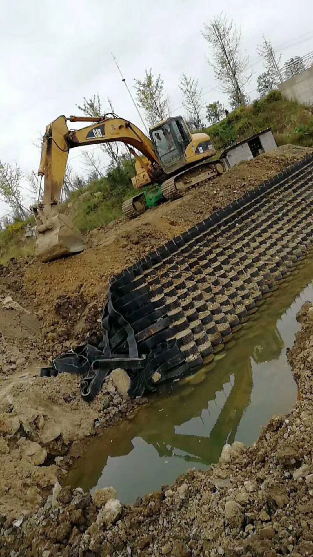 ʩ